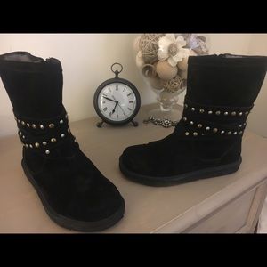 Uggs Black Clovis 7.5